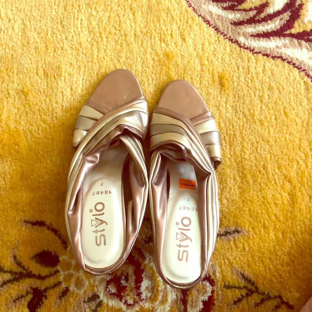 PAKISTANI SANDALS
